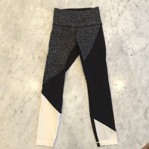 Lululemon Size 4 Special Edition 7/8 Pant